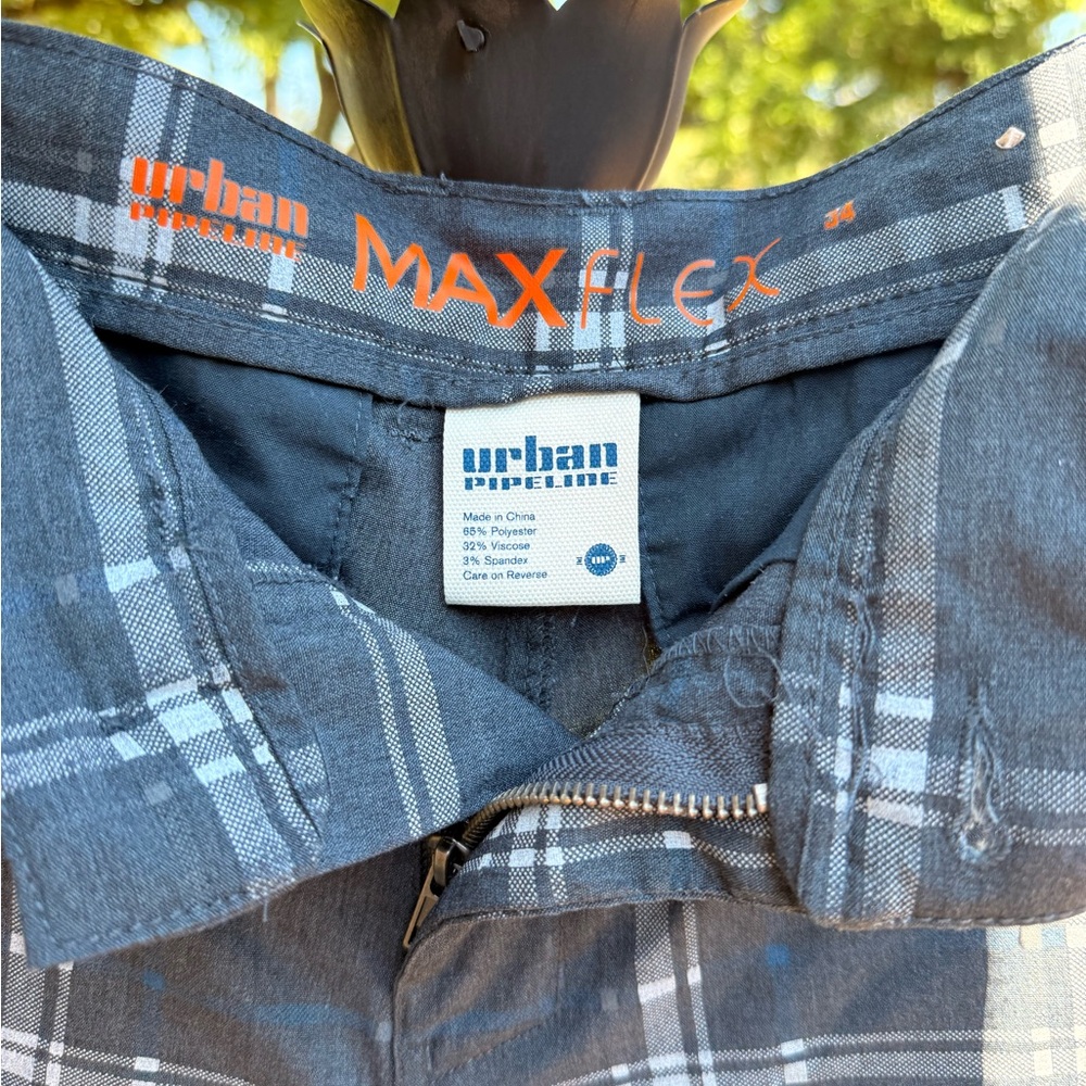 Urban Pipeline. Max Flex. Plaid shorts size 34, 5 pockets. - Picture 2 of 5